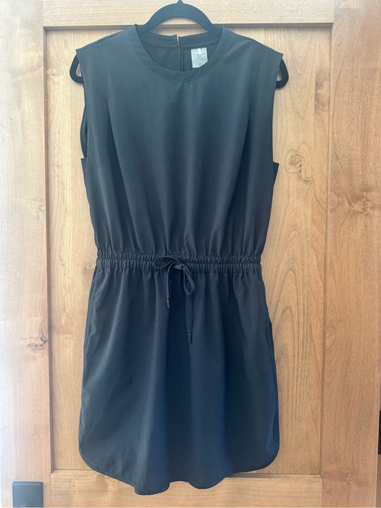 CALIA by Carrie Underwood Dresses & Skirts - CALIA by Carrie Underwood Black Sleeveless Drawstring Waist Dress